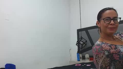 amanda_ramirez online show from January 17, 2026, 11:19 pm