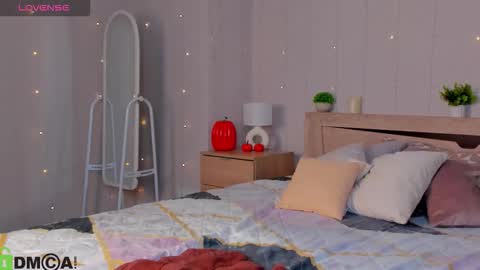 Amanda online show from November 27, 2025, 7:43 am