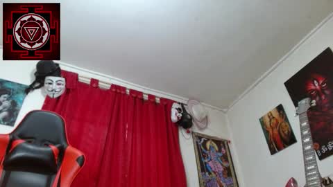 Snapshot of amanda_valeska chatting on October 23, 2025, 6:28 pm Amanda Valeska online show from October 23, 2025, 6:28 pm