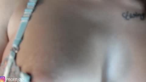 Snapshot of amanda_woods_ chatting on March 11, 2025, 2:54 am Amanda online show from March 11, 2025, 2:54 am