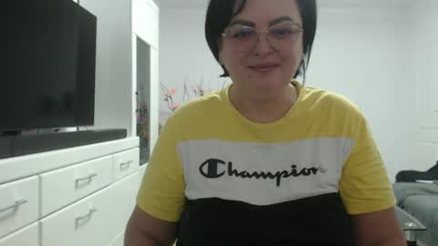 Snapshot of amandamuller1982 chatting on December 9, 2024, 6:34 am Anda online show from December 9, 2024, 6:34 am