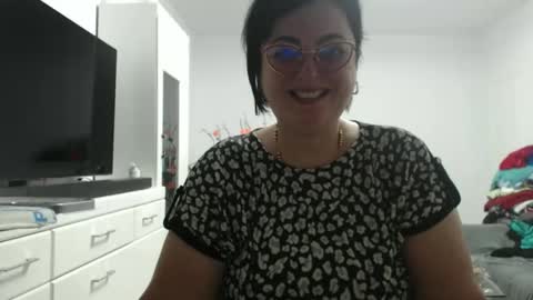 Snapshot of amandamuller1982 chatting on September 12, 2025, 10:21 pm Anda online show from September 12, 2025, 10:21 pm