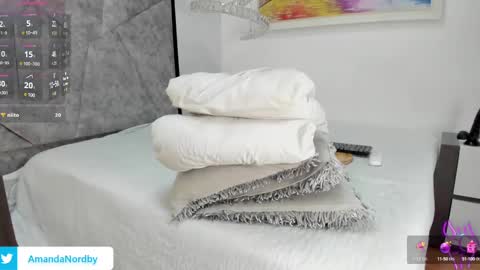 Snapshot of amandanordby_ chatting on February 8, 2025, 1:32 am Miss Amanda online show from February 8, 2025, 1:32 am