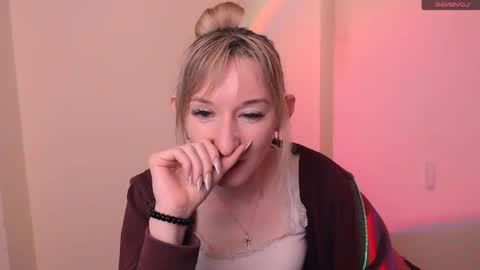 Amanda online show from May 6, 2026, 6:52 am