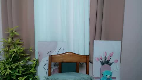 AMARAA online show from December 13, 2025, 7:53 pm