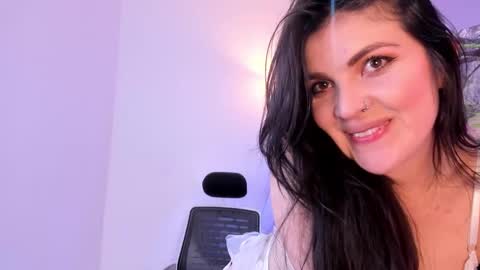 Amara Vega  online show from February 1, 2025, 7:47 am