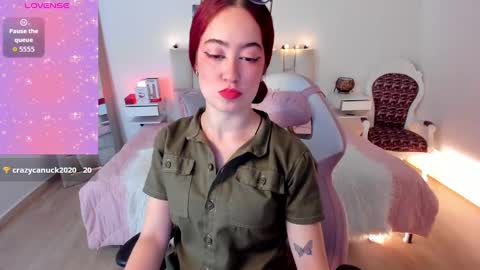 amaraa_couper1 online show from October 22, 2025, 3:07 am