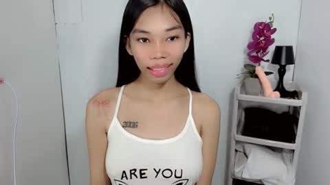 Snapshot of amarah_slut chatting on November 3, 2025, 10:42 pm Amarah online show from November 3, 2025, 10:42 pm