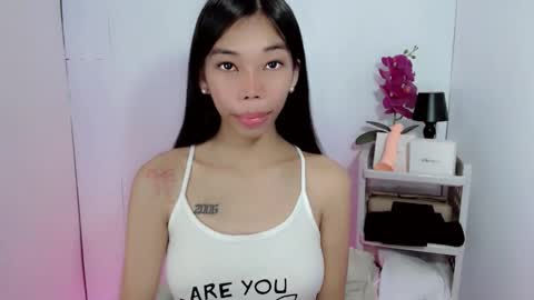 Snapshot of amarah_slut chatting on November 12, 2025, 9:25 pm Amarah online show from November 12, 2025, 9:25 pm