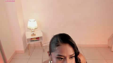 Snapshot of amaraht_ chatting on September 15, 2025, 5:07 am Amara online show from September 15, 2025, 5:07 am