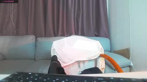 Nika online show from March 28, 2026, 9:47 pm