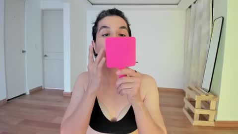 Amarantha online show from March 27, 2026, 8:19 pm