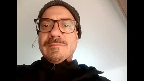 amaras5 online show from December 16, 2025, 10:26 pm