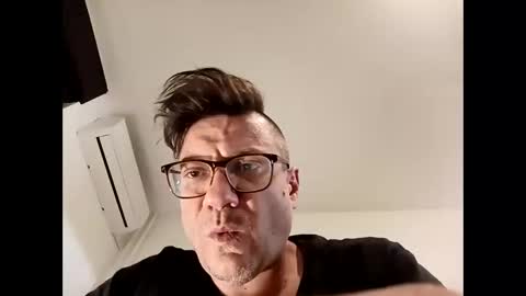 amaras5 online show from April 6, 2026, 9:16 pm