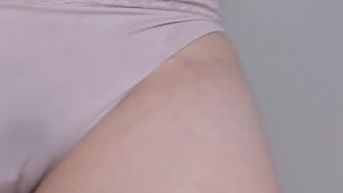 Snapshot of amarislenox__ chatting on October 26, 2025, 11:38 am Amaris online show from October 26, 2025, 11:38 am