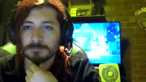 Amaru online show from December 1, 2025, 2:05 am