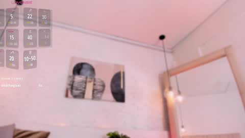 Snapshot of amatiista_12 chatting on December 10, 2024, 8:49 pm A M A T I S T A online show from December 10, 2024, 8:49 pm