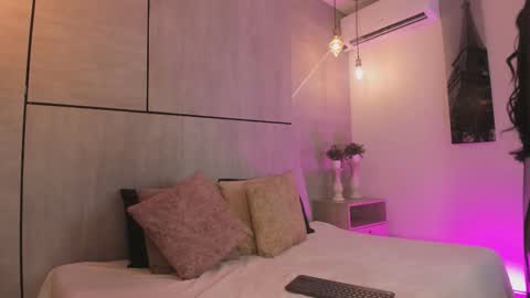 Snapshot of amatiista_12 chatting on February 7, 2026, 7:50 pm A M A T I S T A online show from February 7, 2026, 7:50 pm