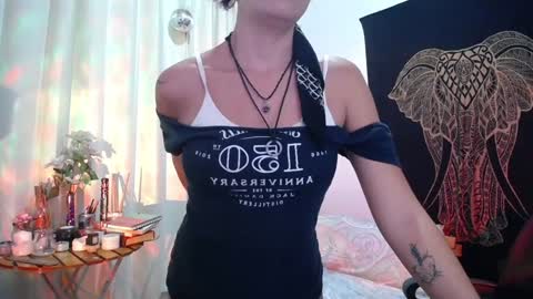 Amatista  Next stream 9 DEC 1 PM COLOMBIAN TIME  miss u and love u online show from January 28, 2025, 11:28 pm