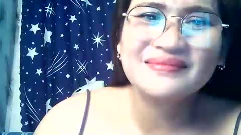 Snapshot of amazing_angel22 chatting on January 8, 2026, 3:42 am amazing angel online show from January 8, 2026, 3:42 am