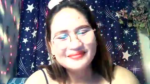 Snapshot of amazing_angel22 chatting on February 20, 2026, 5:35 pm amazing angel online show from February 20, 2026, 5:35 pm