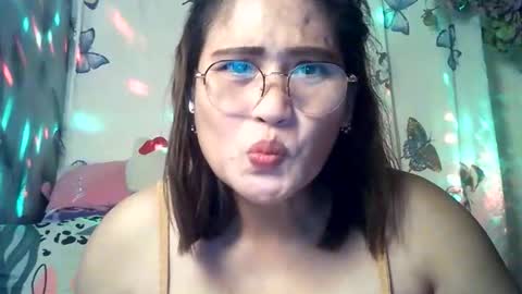 Snapshot of amazing_angel22 chatting on March 12, 2026, 5:08 pm amazing angel online show from March 12, 2026, 5:08 pm
