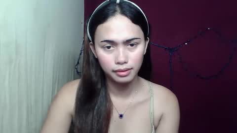 Snapshot of amazing_yella69 chatting on November 22, 2025, 11:48 pm YELLA online show from November 22, 2025, 11:48 pm