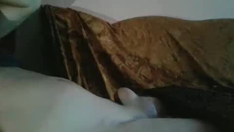 amazingcuteboy845 online show from September 21, 2025, 10:11 pm