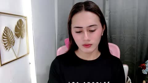 amazingmelinda_ online show from November 27, 2025, 2:08 pm