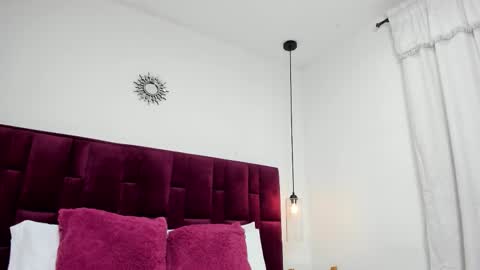 ambar85 online show from December 14, 2025, 3:01 am