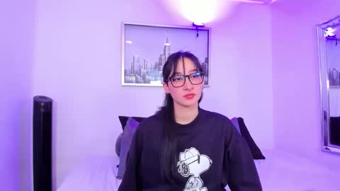 Snapshot of ambar_bloom chatting on March 10, 2026, 3:39 pm ambar_bloom online show from March 10, 2026, 3:39 pm