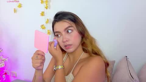 Snapshot of ambar_carterr chatting on December 16, 2025, 3:11 am Ambar online show from December 16, 2025, 3:11 am