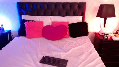 Ambar Jones online show from February 12, 2025, 7:55 am