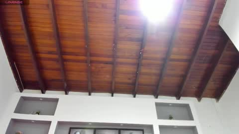 Ambar  online show from November 14, 2025, 2:49 pm