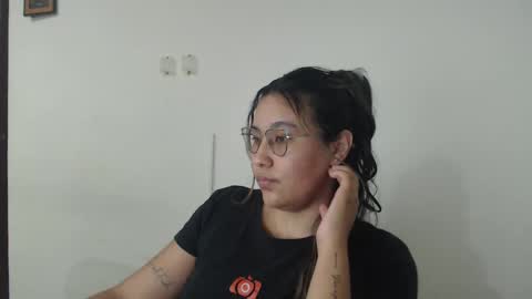 Snapshot of ambarcollinss chatting on January 20, 2025, 10:04 pm Ambar online show from January 20, 2025, 10:04 pm