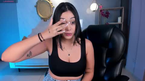 Snapshot of ambarjames_ chatting on September 17, 2025, 11:56 am Ambar online show from September 17, 2025, 11:56 am