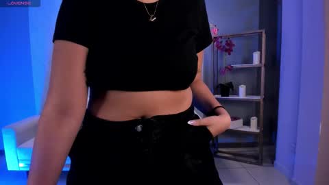 Snapshot of ambarjames_ chatting on September 19, 2025, 11:55 am Ambar online show from September 19, 2025, 11:55 am