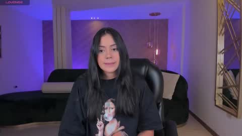 Snapshot of ambarjames_ chatting on December 5, 2025, 12:03 pm Ambar online show from December 5, 2025, 12:03 pm