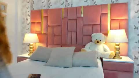 AmbarSantany  online show from October 18, 2025, 10:21 pm