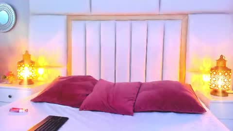 AmbarSantany  online show from June 12, 2026, 1:26 am
