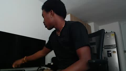 Snapshot of ambartxsex chatting on April 6, 2026, 11:27 pm ambartxsex online show from April 6, 2026, 11:27 pm