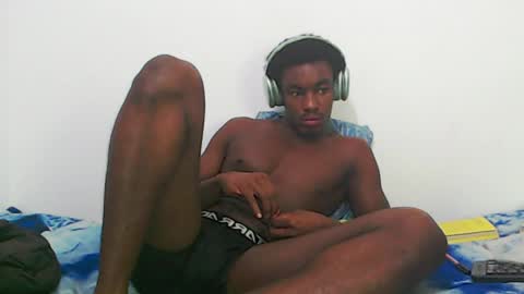 Snapshot of ambartxsex chatting on May 13, 2026, 6:33 am ambartxsex online show from May 13, 2026, 6:33 am