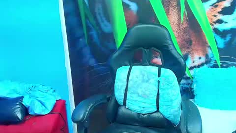 ambel_rose online show from July 3, 2026, 1:23 am