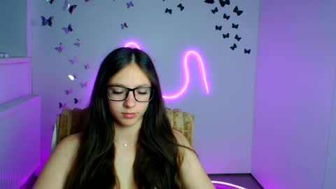 Amber online show from June 20, 2026, 5:32 am