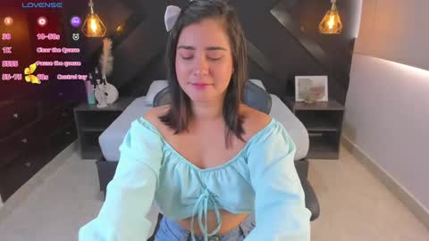 A M B E R online show from October 11, 2025, 12:58 pm