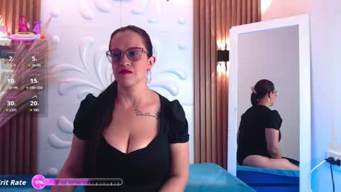 Snapshot of amber_bms chatting on September 21, 2025, 3:08 am MIA online show from September 21, 2025, 3:08 am