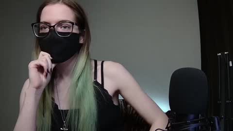 Amber non-nude model online show from December 16, 2024, 3:08 am