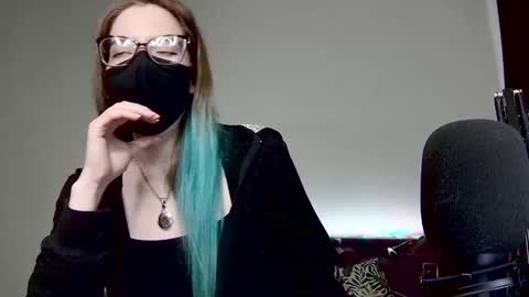 Amber non-nude model online show from February 9, 2025, 4:14 am