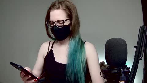 Amber non-nude model online show from February 26, 2025, 1:32 am