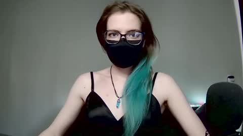 Amber non-nude model online show from March 4, 2025, 8:24 am